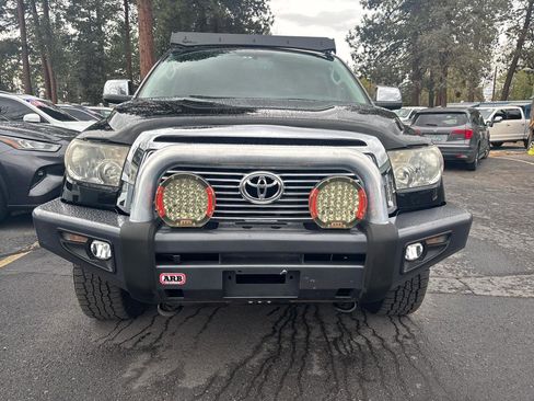 Used 2010 Toyota Tundra Platinum AWD/4WD image 8
