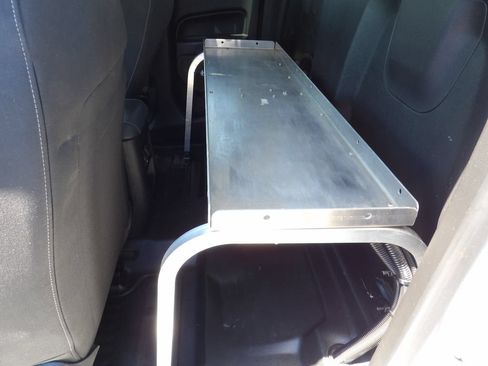 Used 2022 Chevrolet Colorado LT w/ Fleet Safety Package RWD image 29