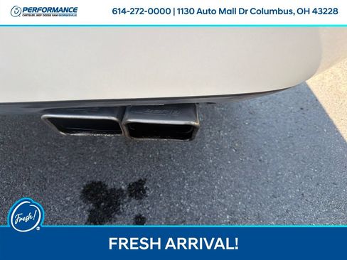 Used 2010 Dodge Challenger R/T RWD image 13