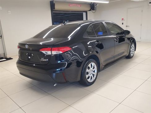 Certified 2023 Toyota Corolla LE image 8