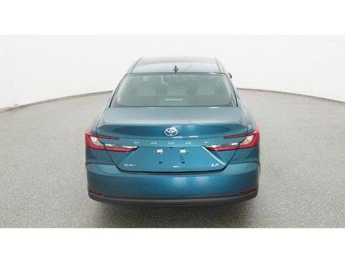 New 2026 Toyota Camry LE image 7