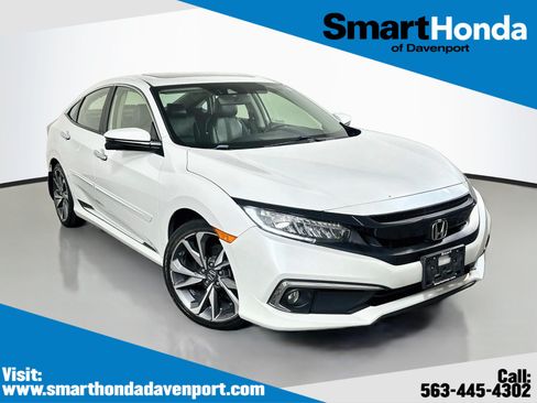 Used 2019 Honda Civic Touring image 1