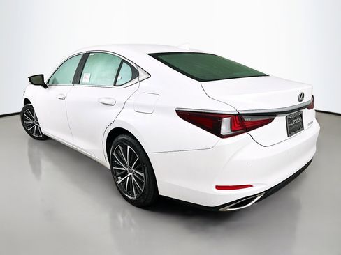 New 2025 Lexus ES 350 w/ Premium Package image 5