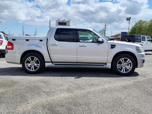 Used 2010 Ford Explorer Sport Trac Limited image 6