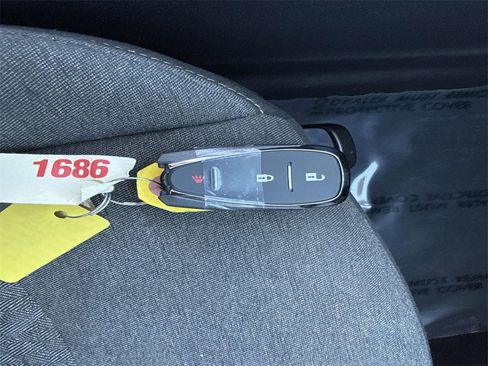 Used 2022 Chevrolet Equinox LT image 35