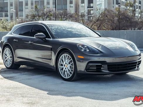 Used 2018 Porsche Panamera 4S image 7