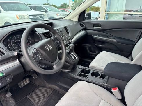 Used 2016 Honda CR-V LX image 2