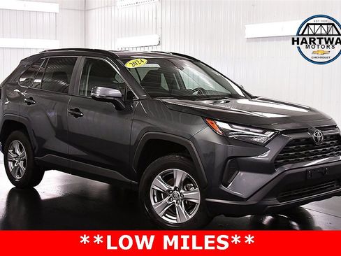Used 2024 Toyota RAV4 XLE image 1