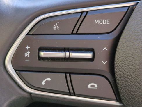 Used 2019 Hyundai Santa Fe Limited image 25