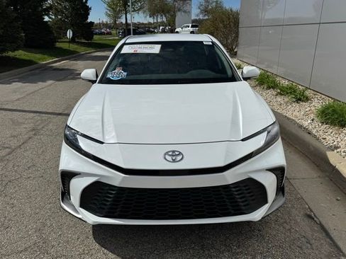 Certified 2025 Toyota Camry SE AWD/4WD image 35