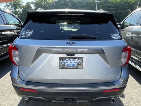 Used 2023 Ford Explorer XLT w/ Equipment Group 202A RWD image 5