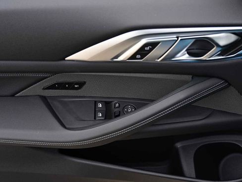 Used 2025 BMW 430i Coupe w/ M Sport Package image 24