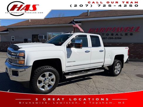 Used 2018 Chevrolet Silverado 2500 LTZ w/ LTZ Plus Package AWD/4WD image 2