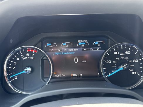 Used 2022 Ford F250 Lariat w/ Lariat Value Package AWD/4WD image 19