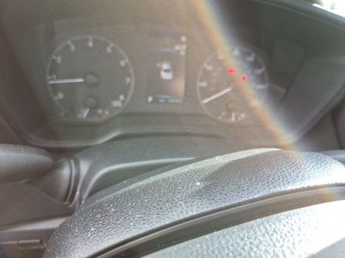 Used 2023 Toyota Corolla LE image 20