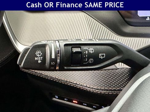 Used 2026 Jeep Cherokee Limited AWD/4WD image 32