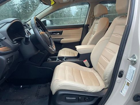 Used 2019 Honda CR-V Touring image 14