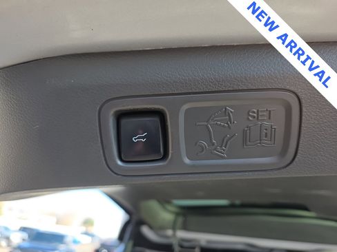 Used 2018 Ford Expedition Limited w/ Equipment Group 302A image 39