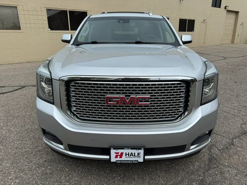 Used 2016 GMC Yukon Denali w/ Open Road Package AWD/4WD image 2