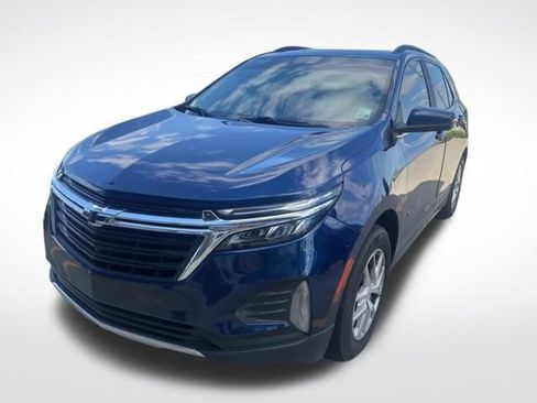 Used 2022 Chevrolet Equinox LT image 3