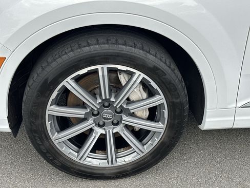 Used 2018 Audi Q7 3.0T Prestige w/ Prestige Package AWD/4WD image 13