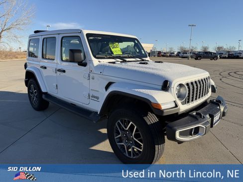 Used 2024 Jeep Wrangler Sahara w/ Technology Group image 6