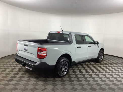 Used 2024 Ford Maverick XLT image 2