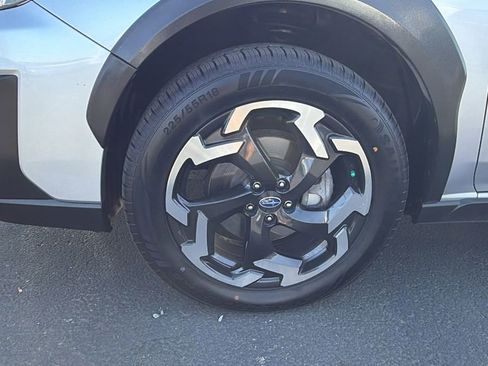 Used 2022 Subaru Crosstrek 2.5i Limited w/ Moonroof Package 2 image 10