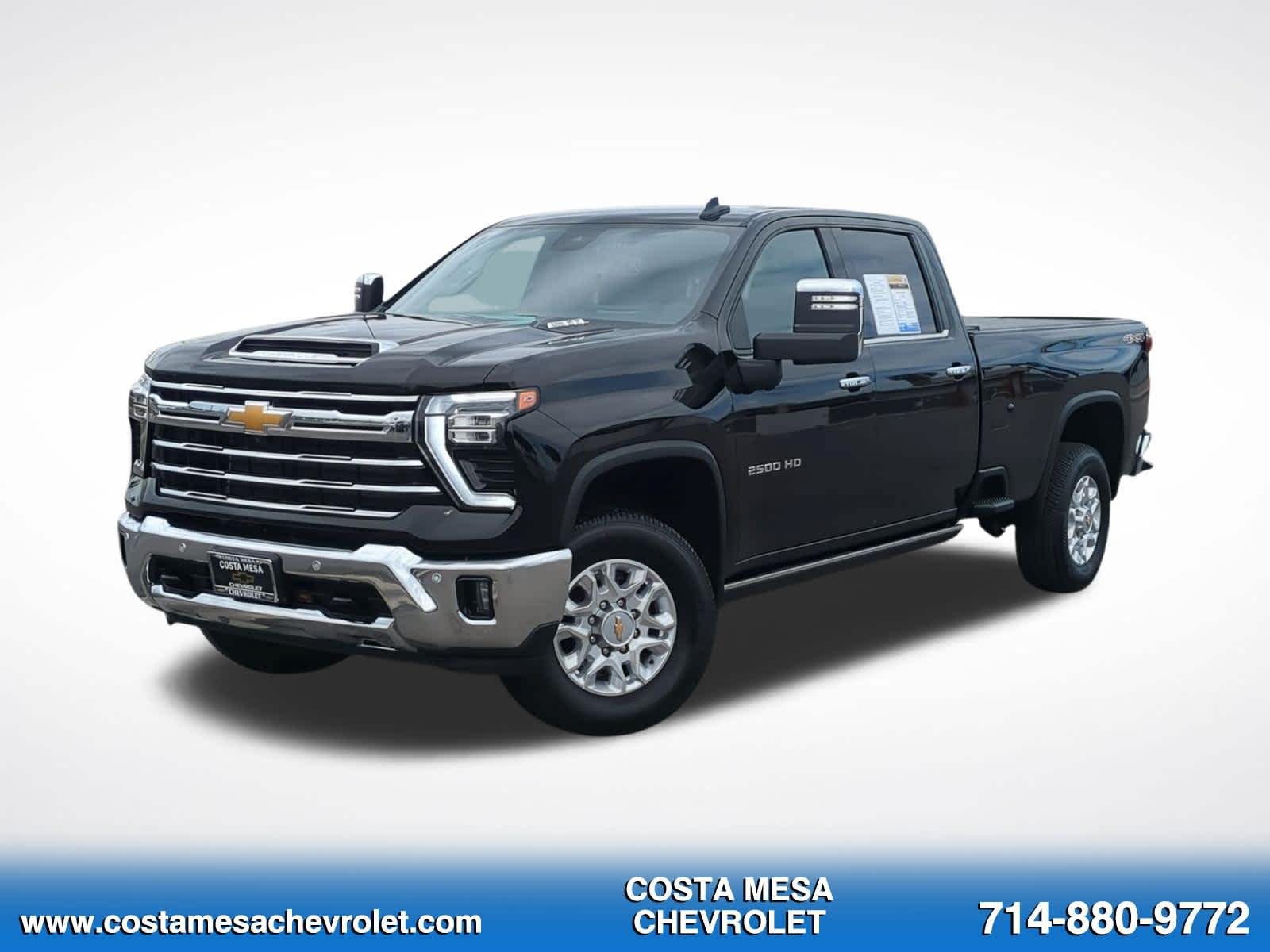 Used 2024 Chevrolet Silverado 2500 LTZ w/ LTZ Premium Package AWD/4WD image 1