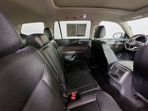 Used 2021 Volkswagen Atlas SE w/ Panoramic Sunroof Package FWD image 29