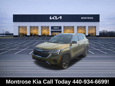 Used 2024 Kia Seltos S AWD/4WD image 1