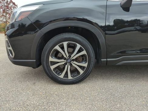 Used 2021 Subaru Forester Limited image 33