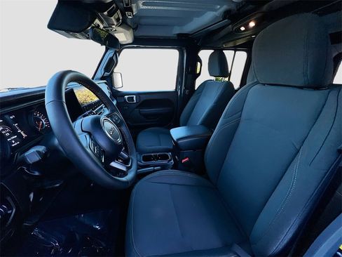 Used 2024 Jeep Wrangler Sport S image 20