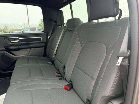 New 2026 RAM 1500 4x4 Crew Cab image 11
