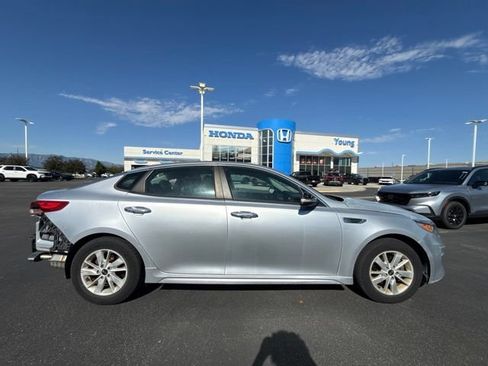 Used 2018 Kia Optima LX FWD image 4