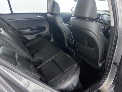 Used 2018 Kia Sportage EX w/ EX Technology Package FWD image 31