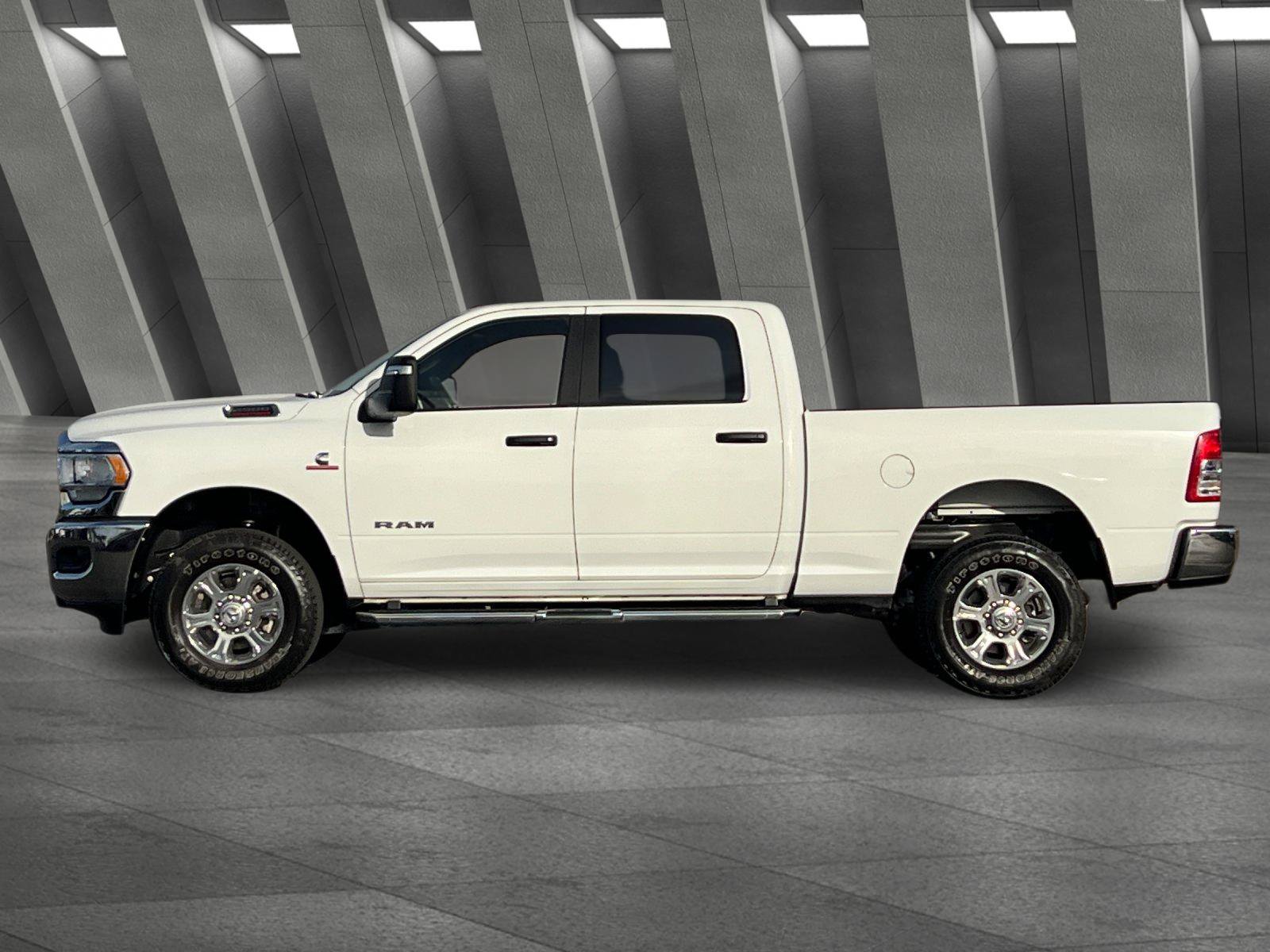 Used 2024 RAM 2500 Big Horn AWD/4WD image 7