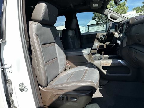 Used 2021 GMC Sierra 1500 Denali w/ Denali Ultimate Package AWD/4WD image 20