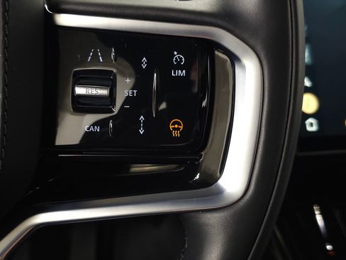 Used 2024 Land Rover Range Rover Sport SE image 23