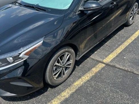 Used 2024 Kia Forte LXS w/ LXS Technology Package FWD image 14