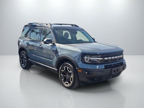 Used 2024 Ford Bronco Sport Outer Banks image 3