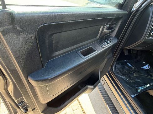 Used 2017 RAM 1500 Express w/ Express Value Package image 14