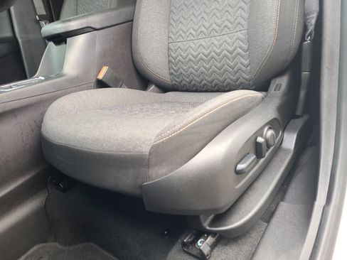 Used 2024 Chevrolet Equinox LT FWD image 15