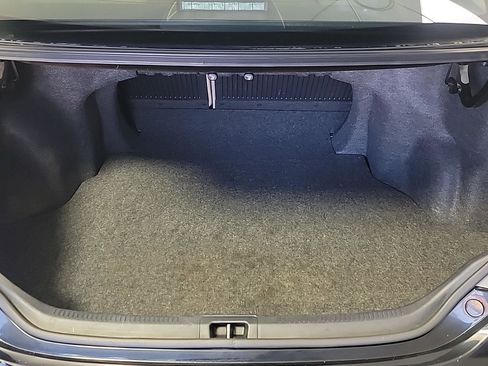 Used 2012 Toyota Camry XLE w/ Leather Pkg image 7