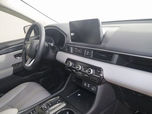 Used 2024 Honda Pilot Touring image 42