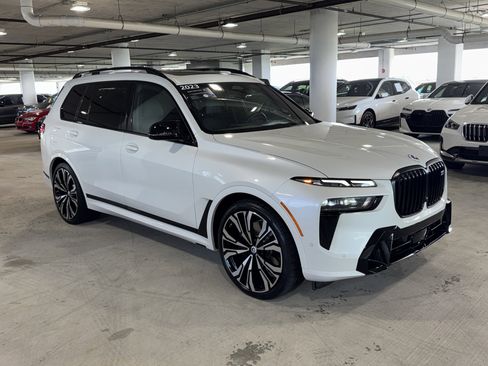 Certified 2023 BMW X7 M60i w/ Executive Package AWD/4WD image 2