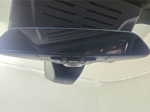 Used 2025 BMW X7 M60i image 58