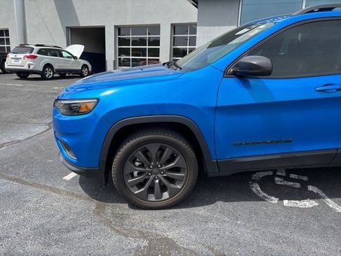 Used 2021 Jeep Cherokee Latitude Lux 80th Anniv w/ Quick Order Package 26U 80TH FWD image 7