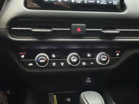 Certified 2025 Honda HR-V EX-L image 30