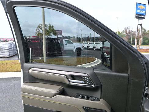 Used 2024 Chevrolet Silverado 2500 ZR2 w/ ZR2 Bison Edition image 27